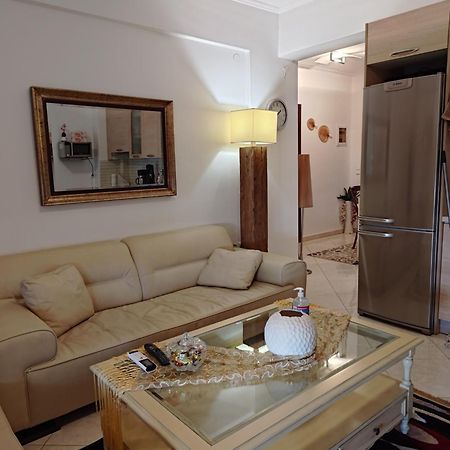 Jordan Downtown Apartment & Parking Kateríni Esterno foto